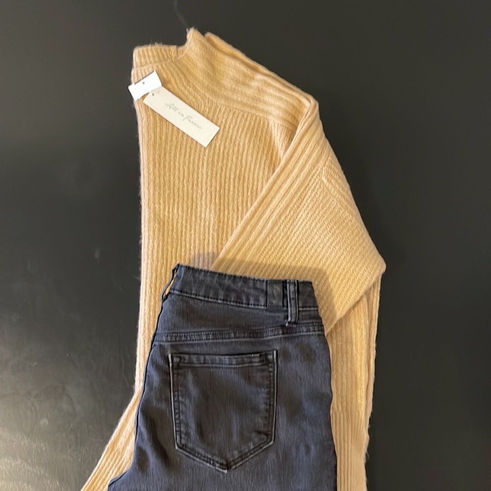 Simply Vera Wang Black Skinny Mid-rise jeans
